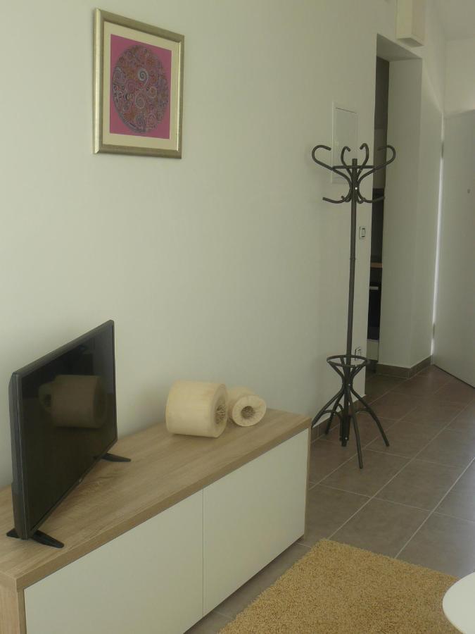 Our Nest Accommodation Privlaka  Esterno foto