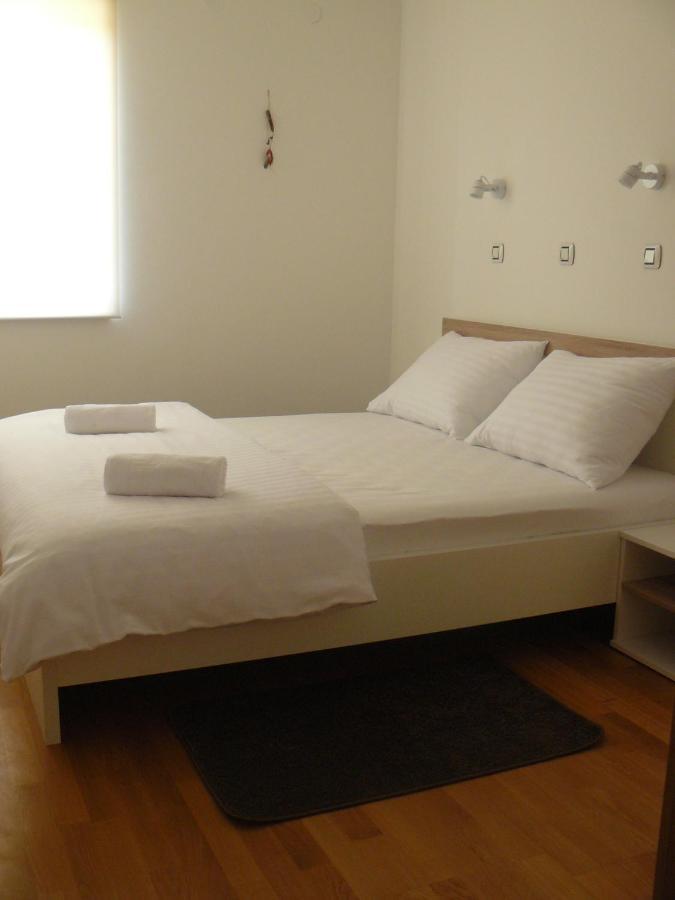 Our Nest Accommodation Privlaka  Esterno foto