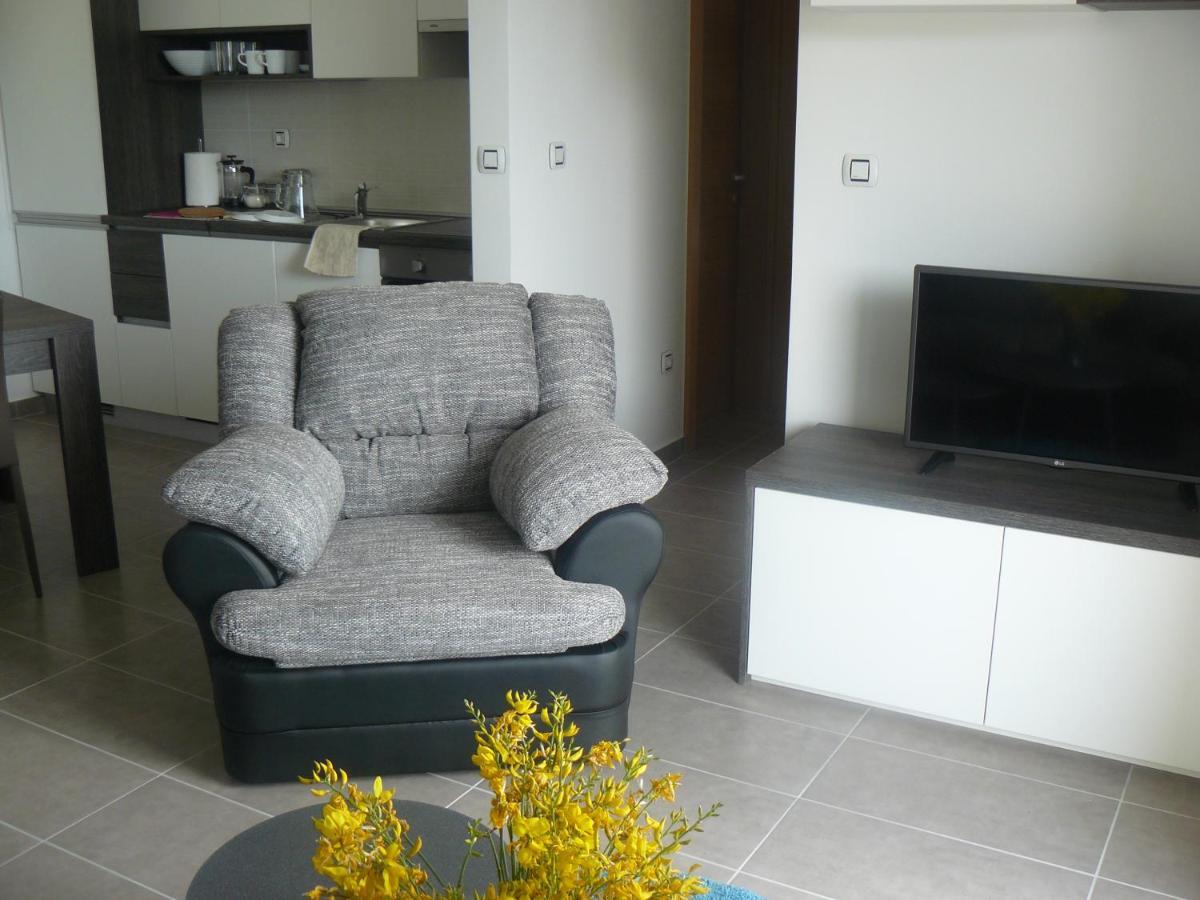 Our Nest Accommodation Privlaka  Esterno foto