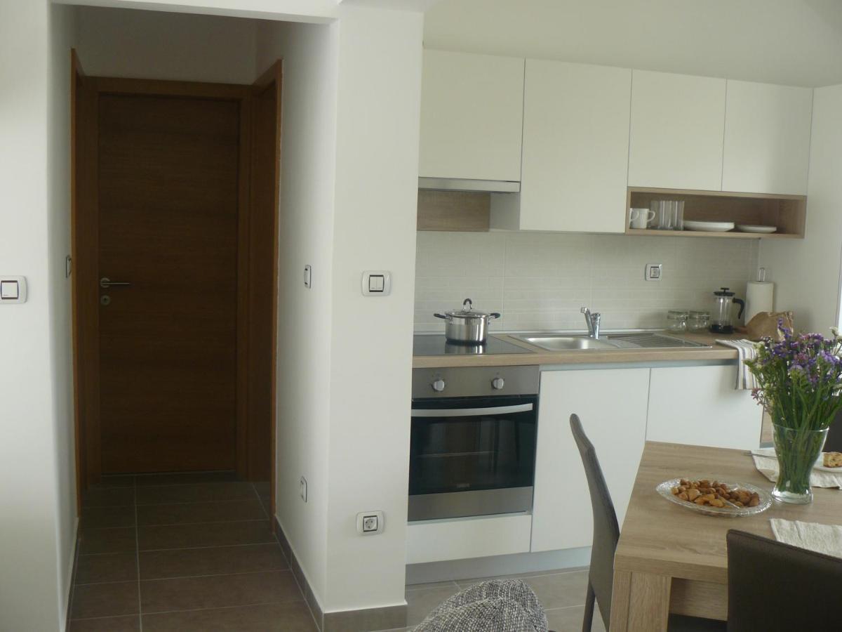 Our Nest Accommodation Privlaka  Esterno foto