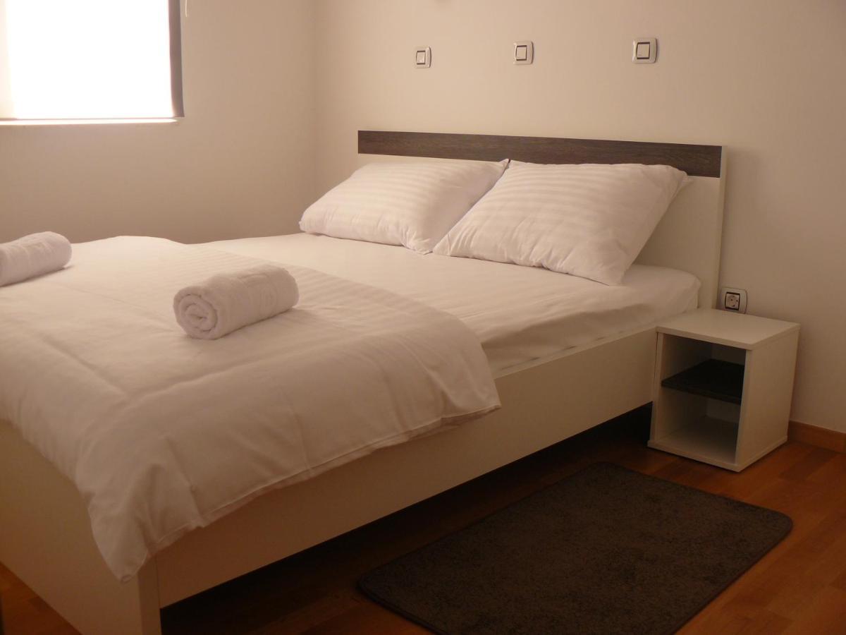 Our Nest Accommodation Privlaka  Esterno foto