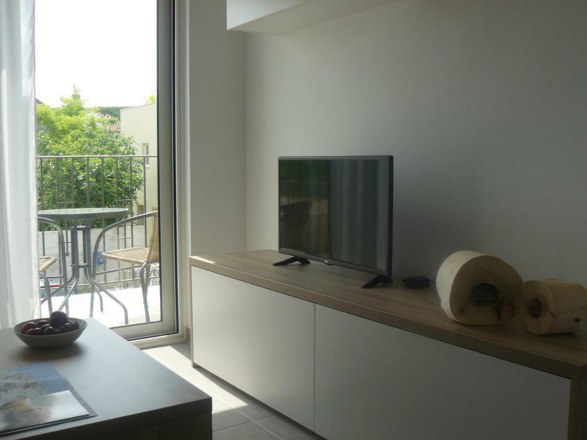 Our Nest Accommodation Privlaka  Esterno foto
