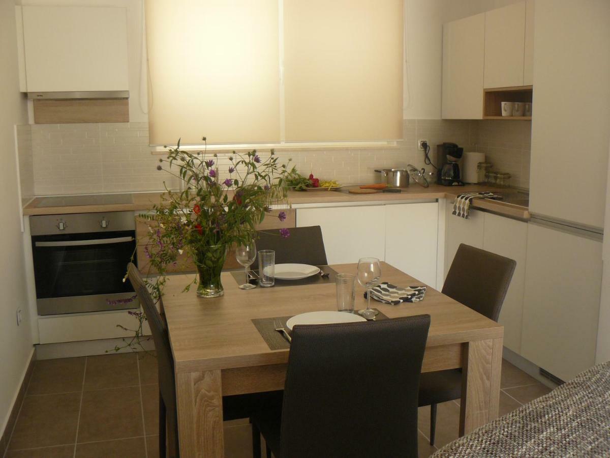 Our Nest Accommodation Privlaka  Esterno foto