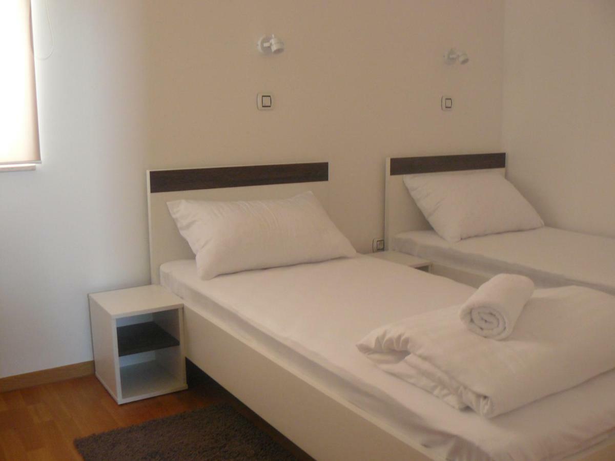 Our Nest Accommodation Privlaka  Esterno foto