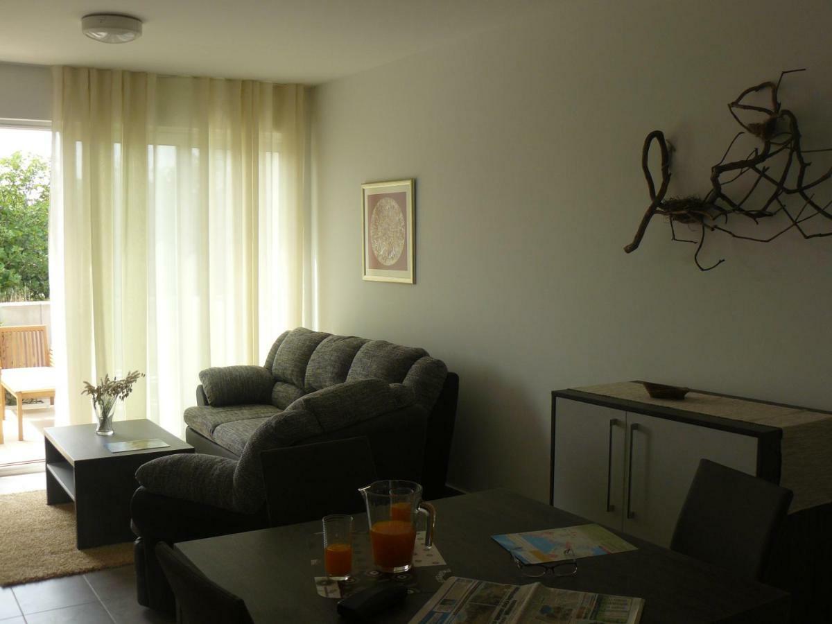 Our Nest Accommodation Privlaka  Esterno foto